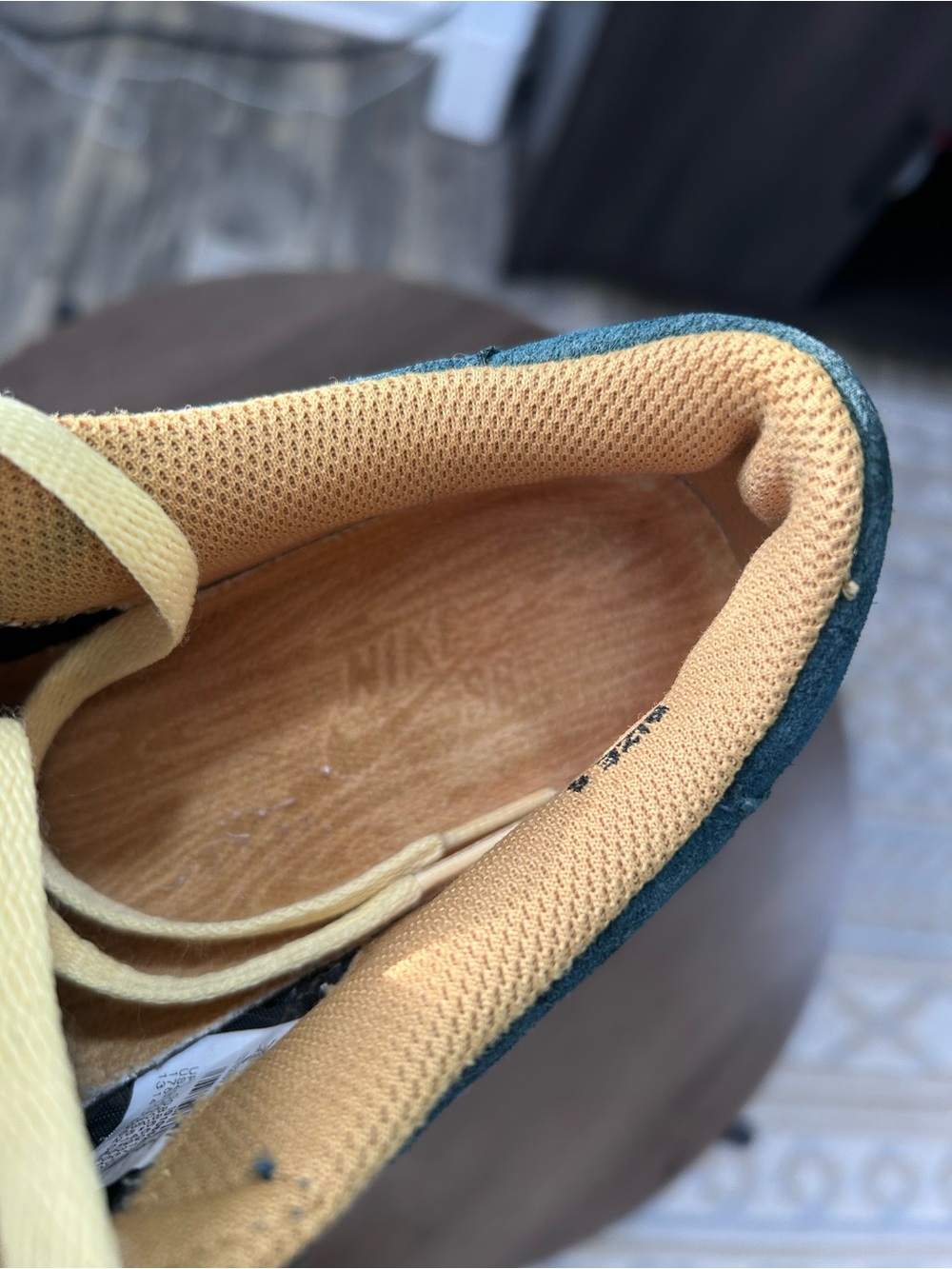 NIKE - Blazer Low SB Shoes - Picture 10 of 11